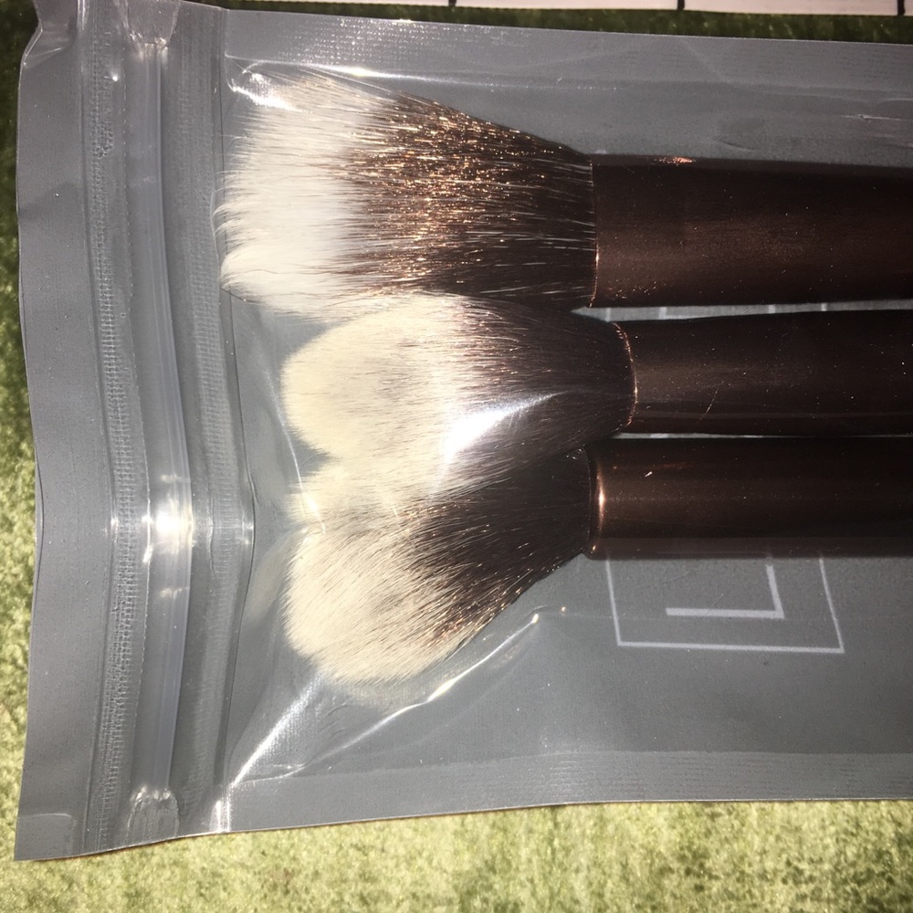 Luxie makeup brushes